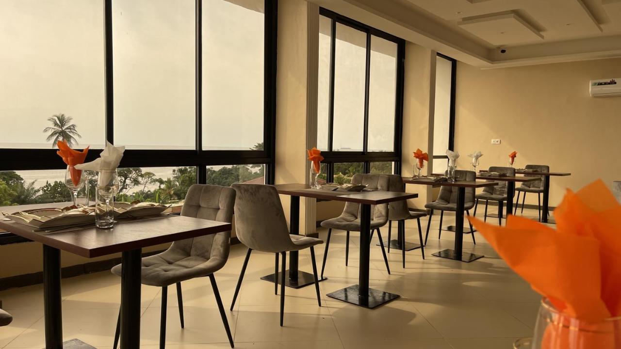 Sky Kenako Hotel Kribi Zewnętrze zdjęcie