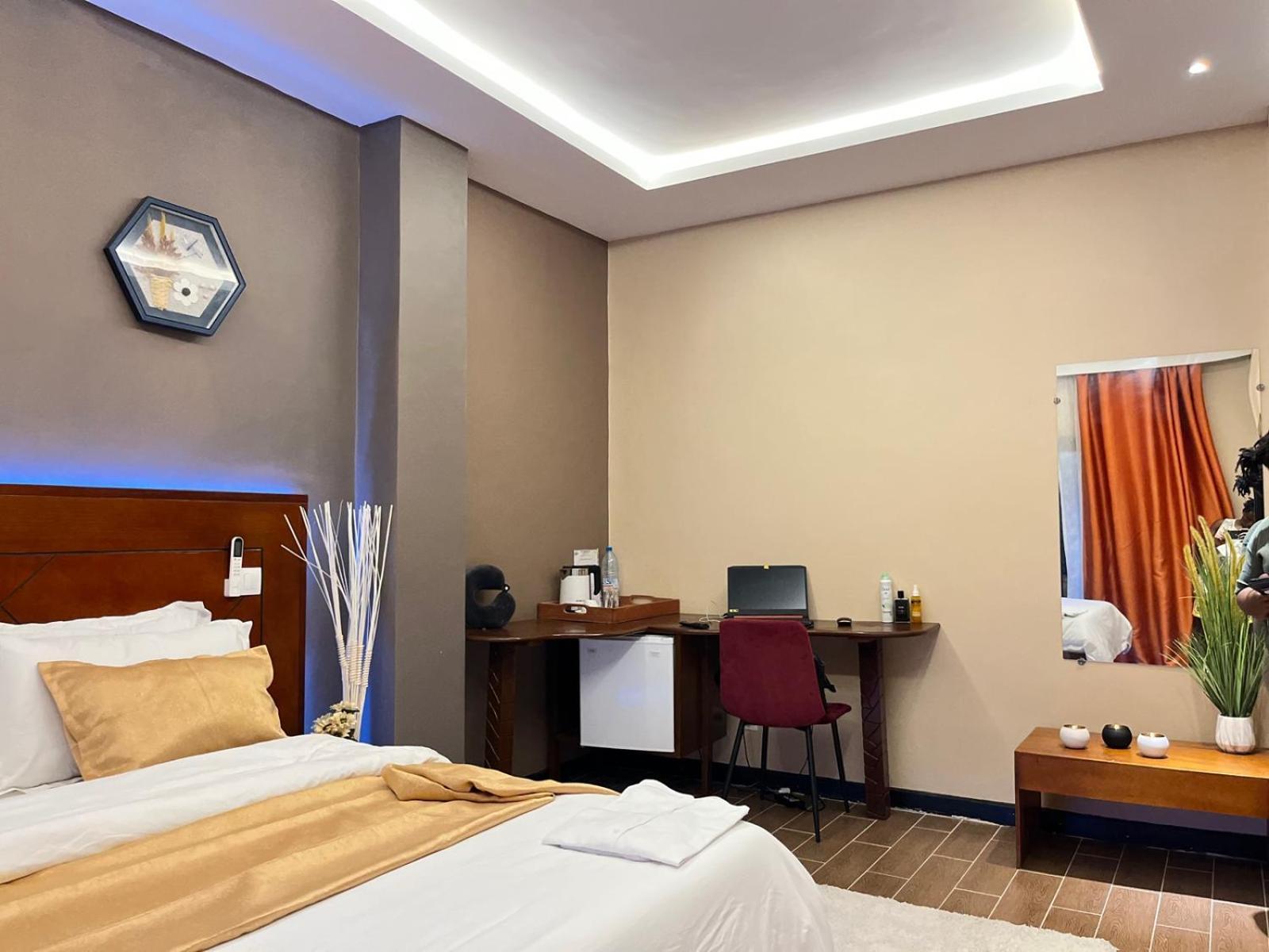 Sky Kenako Hotel Kribi Zewnętrze zdjęcie