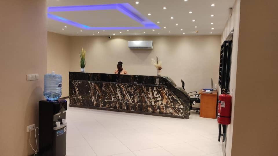 Sky Kenako Hotel Kribi Zewnętrze zdjęcie